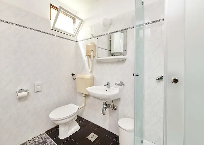 アパート Astra *